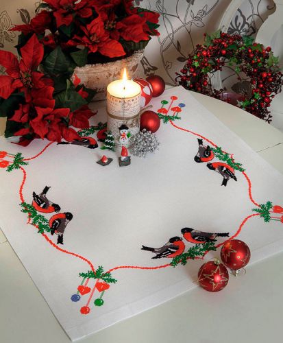 Набор для вышивания Anchor: салфетка-дорожка "Bullfinches And Christmas", MEZ Венгрия, 9240000-03507