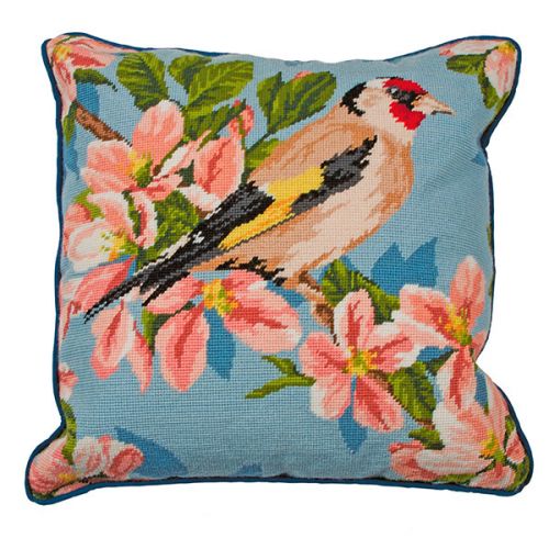 Набор для вышивания Anchor: наволочка "Gold Finch And Blossom" 40*40см, MEZ Венгрия, ALR72