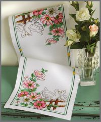 Набор для вышивания Anchor: салфетка-дорожка "Love Birds" 27*81 см, MEZ Венгрия, 9240000-02301